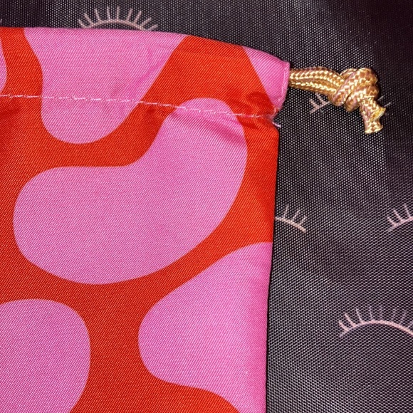 Ipsy Drawstring Bag - Picture 4 of 4